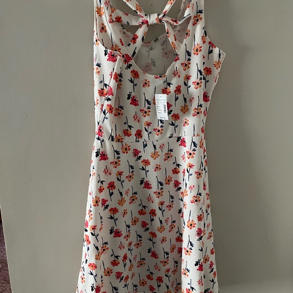 Maurice’s summer dress - Picture 2 of 3